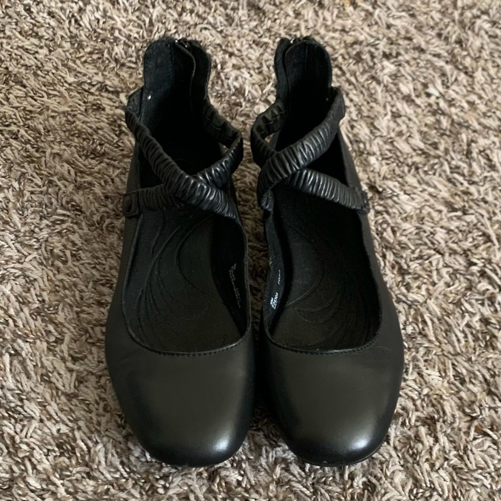 Born Leif Ballet Shoes